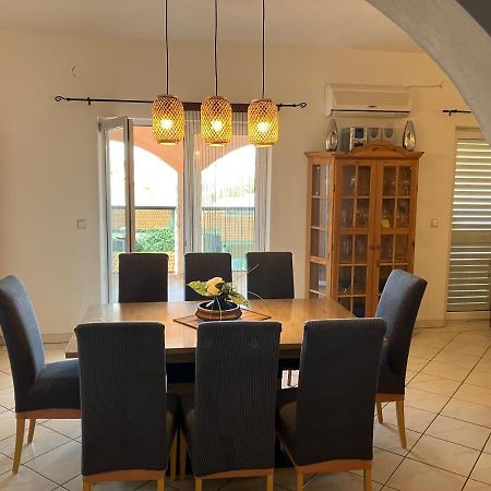 Apartmani Ivanic ヴィル エクステリア 写真