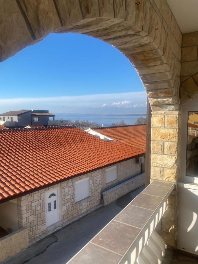 Apartmani Ivanic ヴィル エクステリア 写真