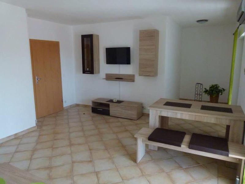 Apartmani Ivanic ヴィル エクステリア 写真