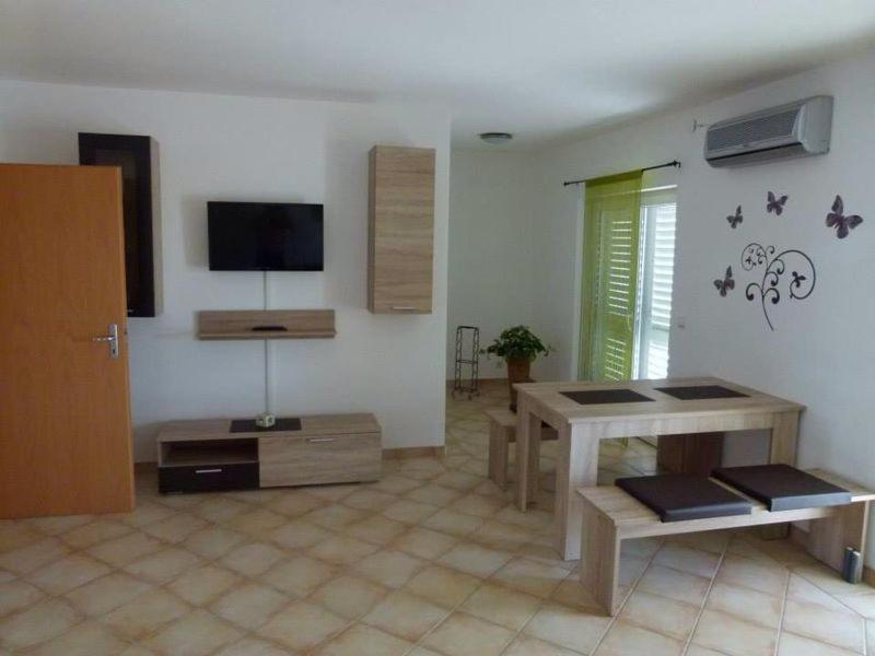 Apartmani Ivanic ヴィル エクステリア 写真