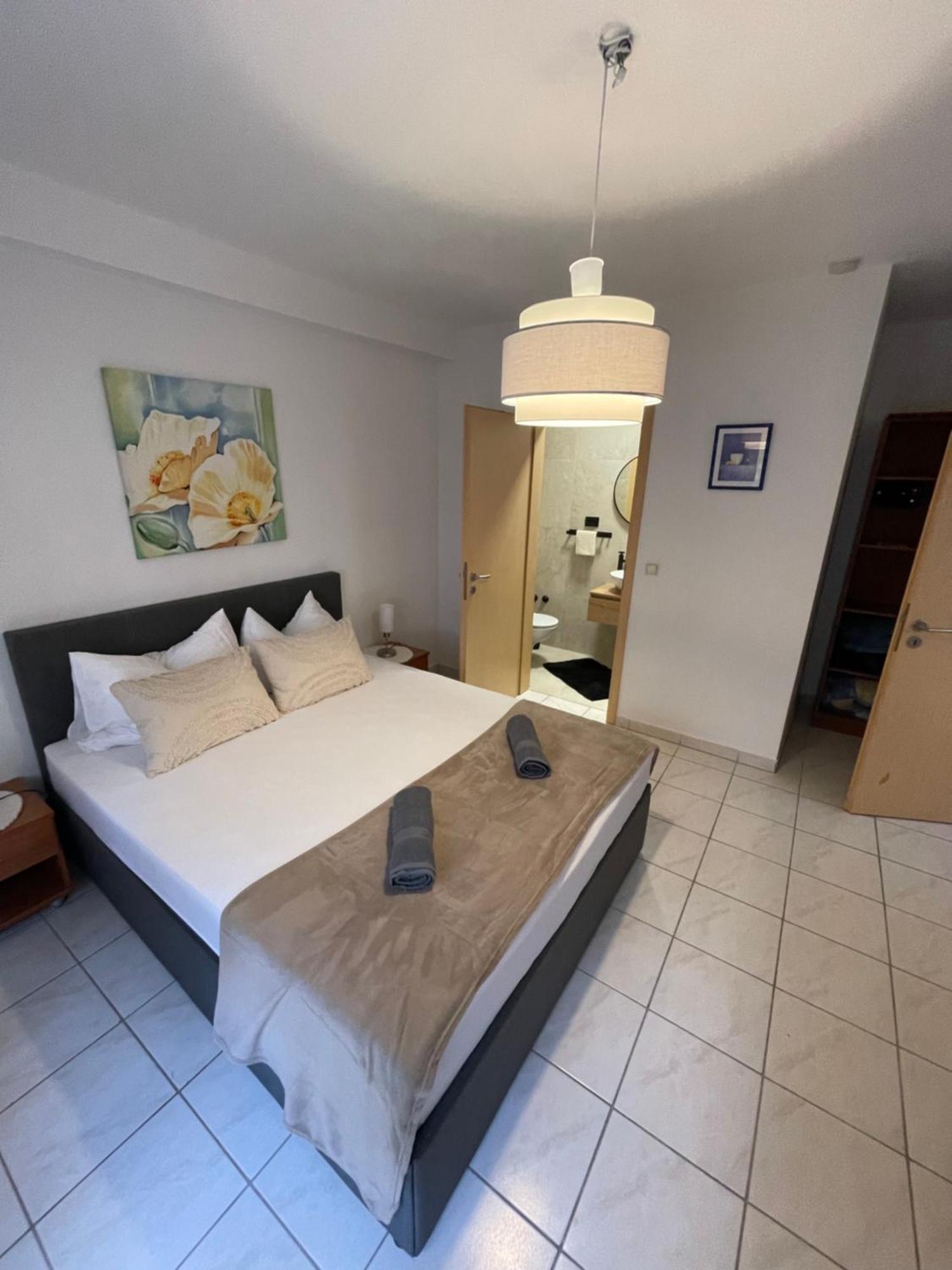 Apartmani Ivanic ヴィル エクステリア 写真